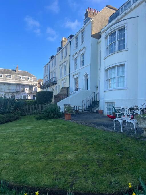 Once Upon A Tide Apartment Herne Bay Exterior foto