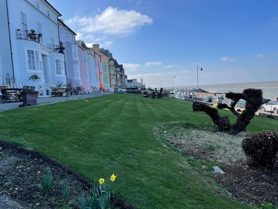 Once Upon A Tide Apartment Herne Bay Exterior foto